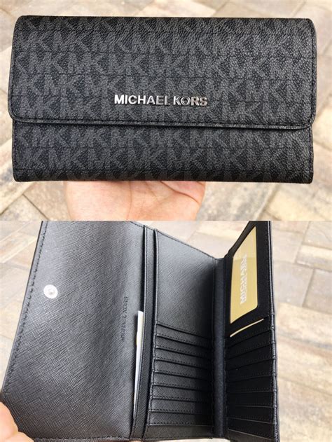 michael kors jet set travel black wallet|Michael Kors jetsetter wallet.